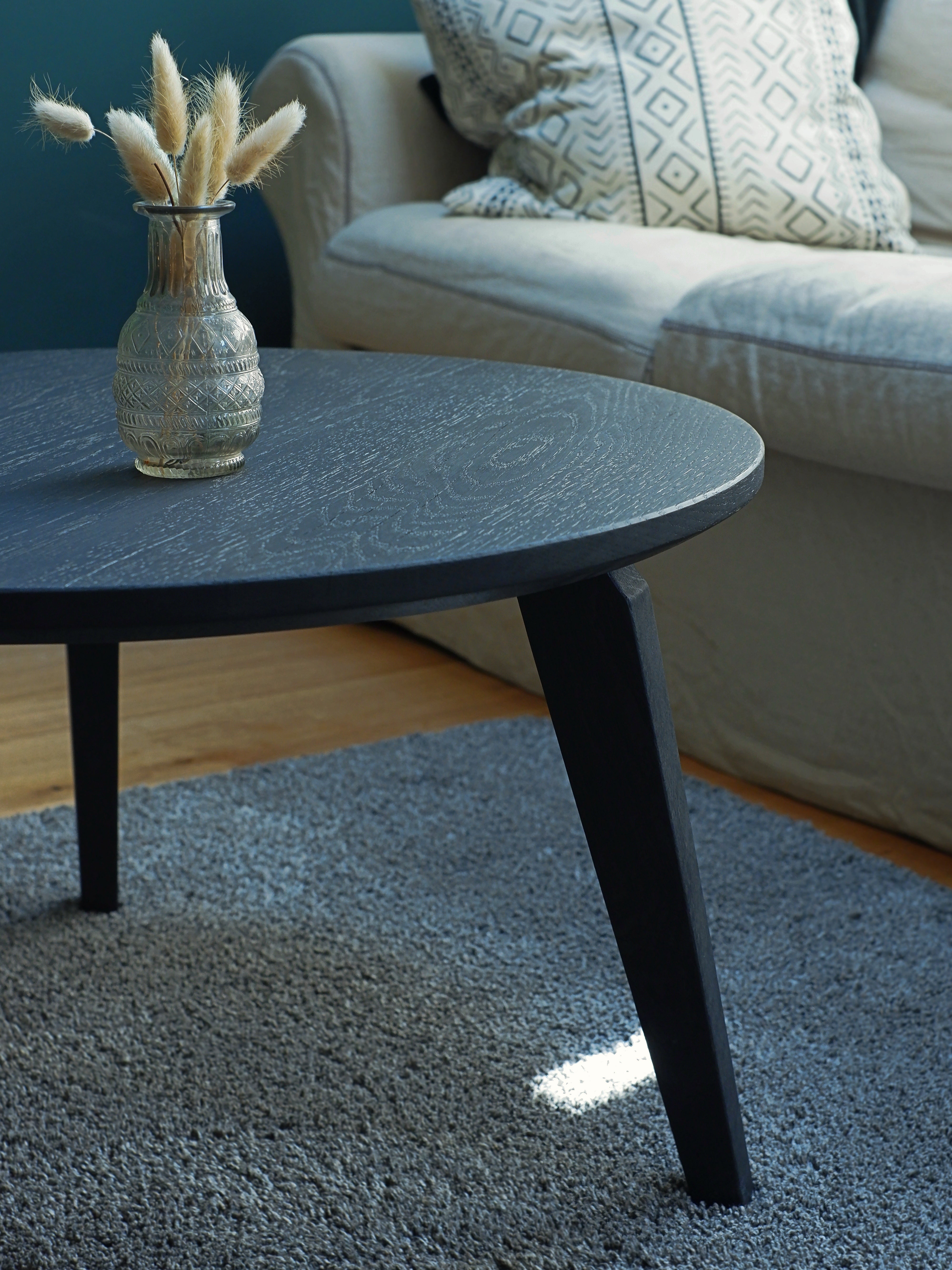 Runder Couchtisch 70cm⌀ aus Eichenholz