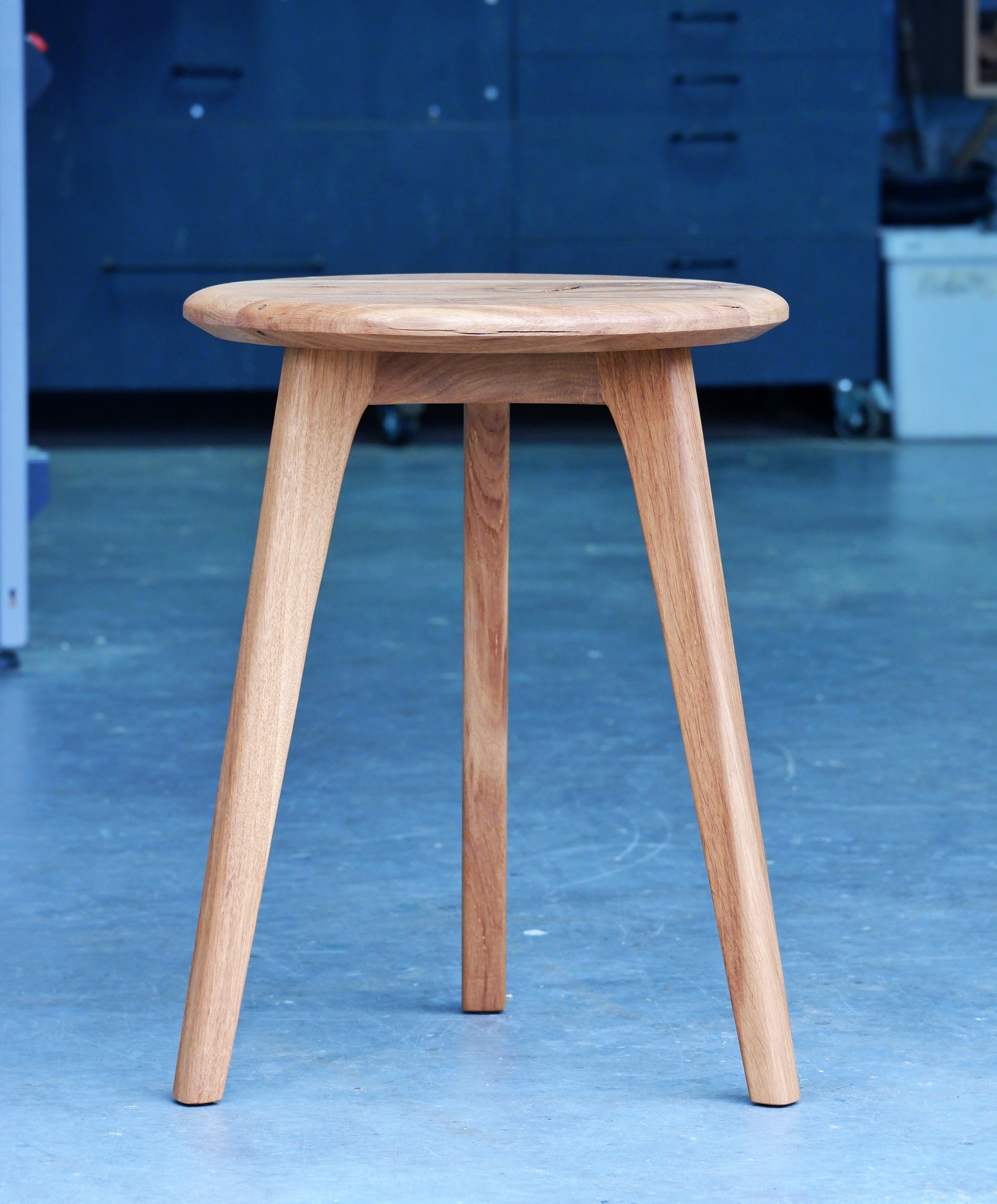 Massivholz Hocker 38cm ⌀ aus Eiche, Altholz, Schnurbaum