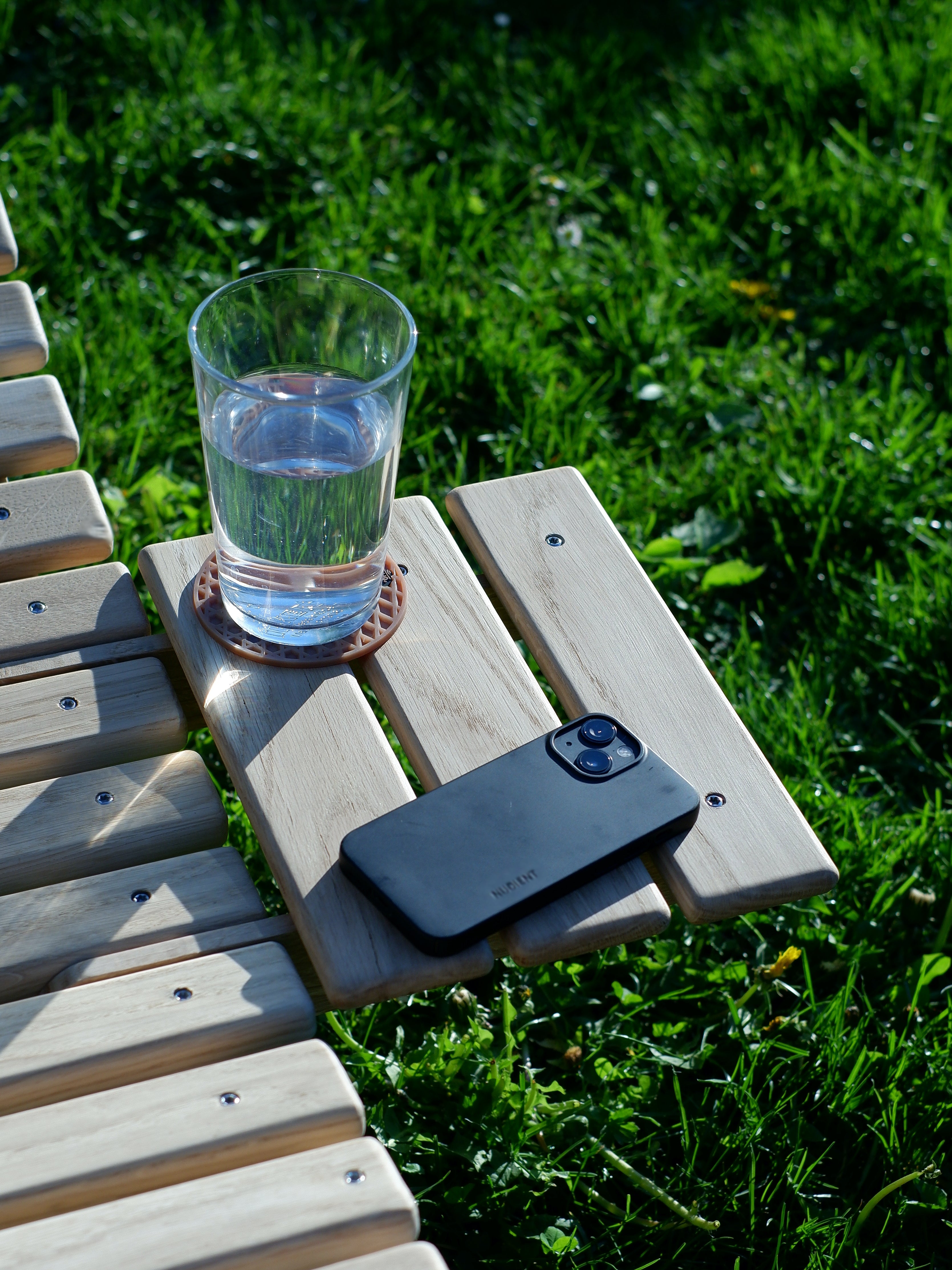 Sonnen-/Gartenliege aus Eichenholz mit Ablagefach