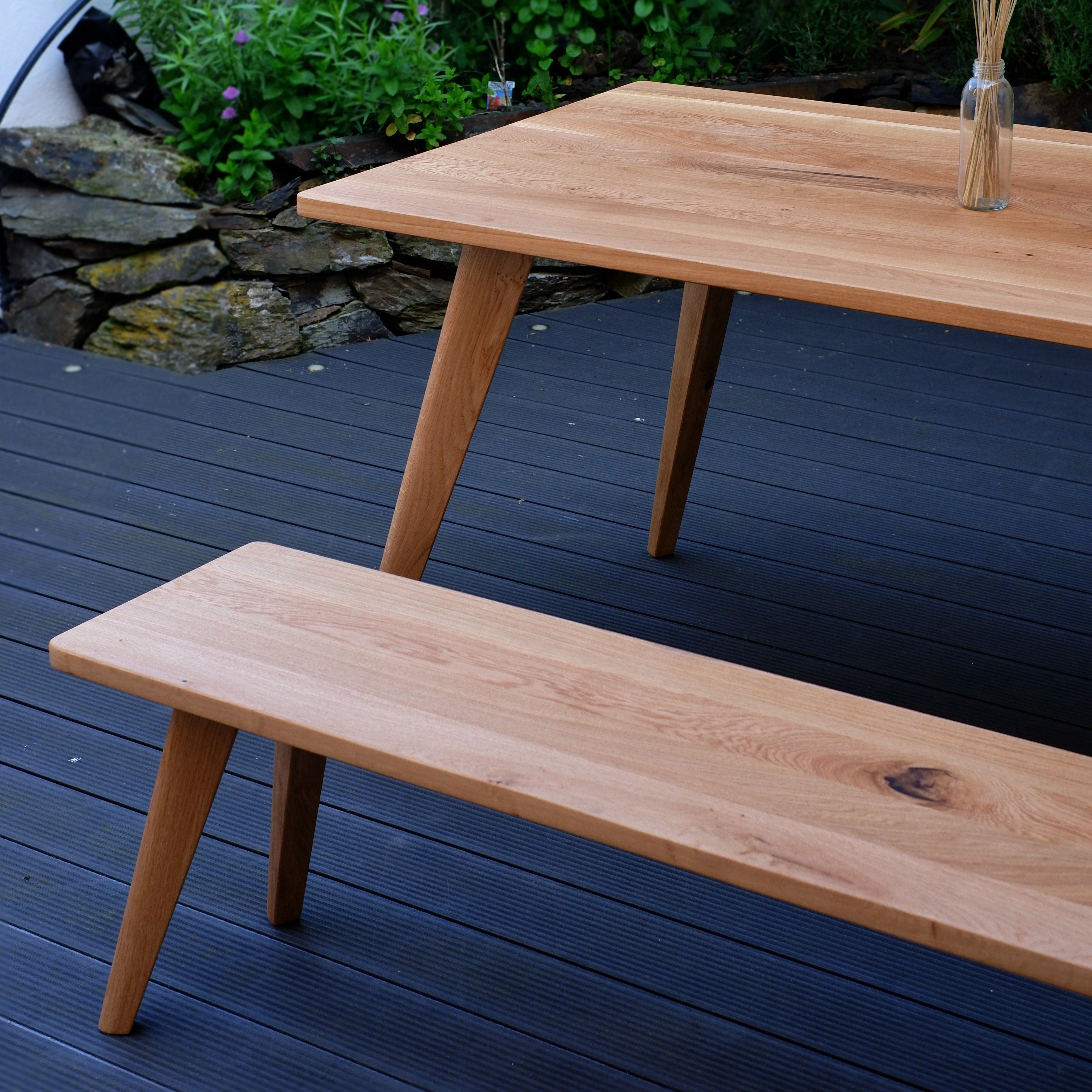 Esstisch und Sitzbank Set aus massiver Eiche