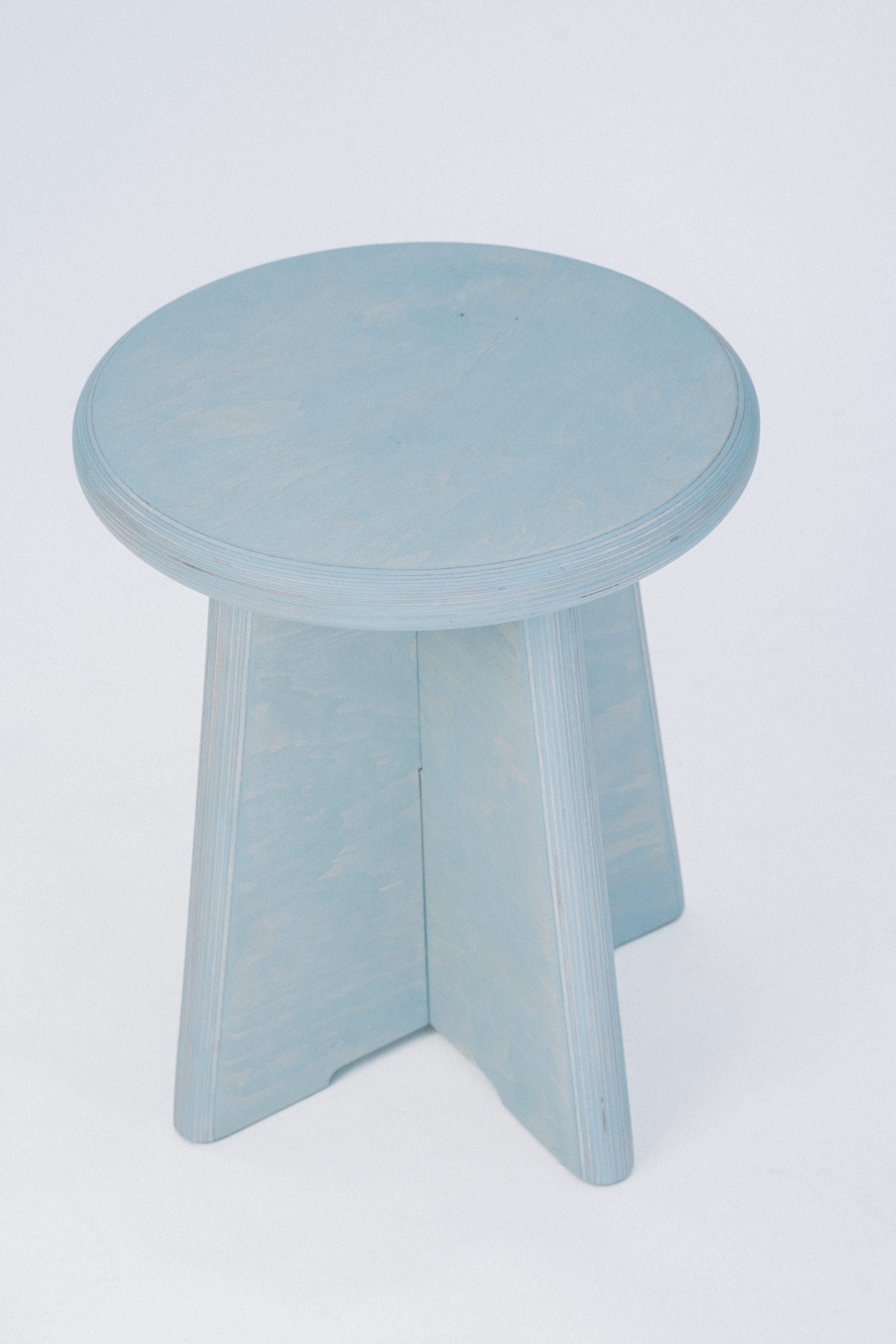 Sitzhocker/ Beistelltische aus Multiplex Birkenholz handgefertigt in versch. Farben