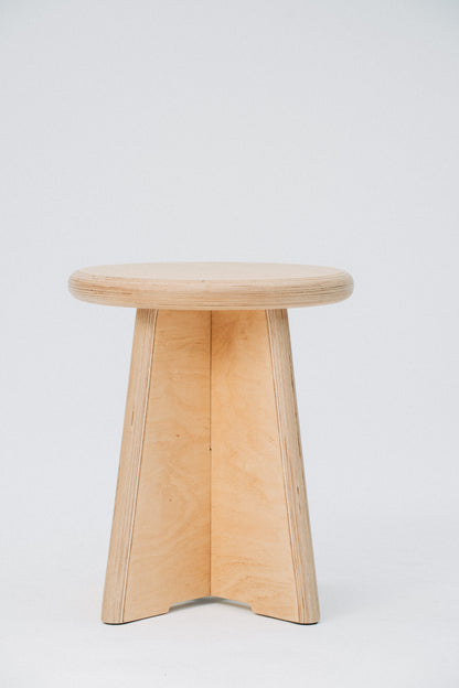 Sitzhocker/ Beistelltische aus Multiplex Birkenholz handgefertigt in versch. Farben