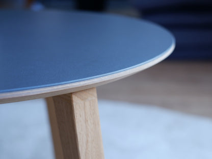 Beistelltisch 60&45cm ⌀ aus Eiche mit Linoleum Platte