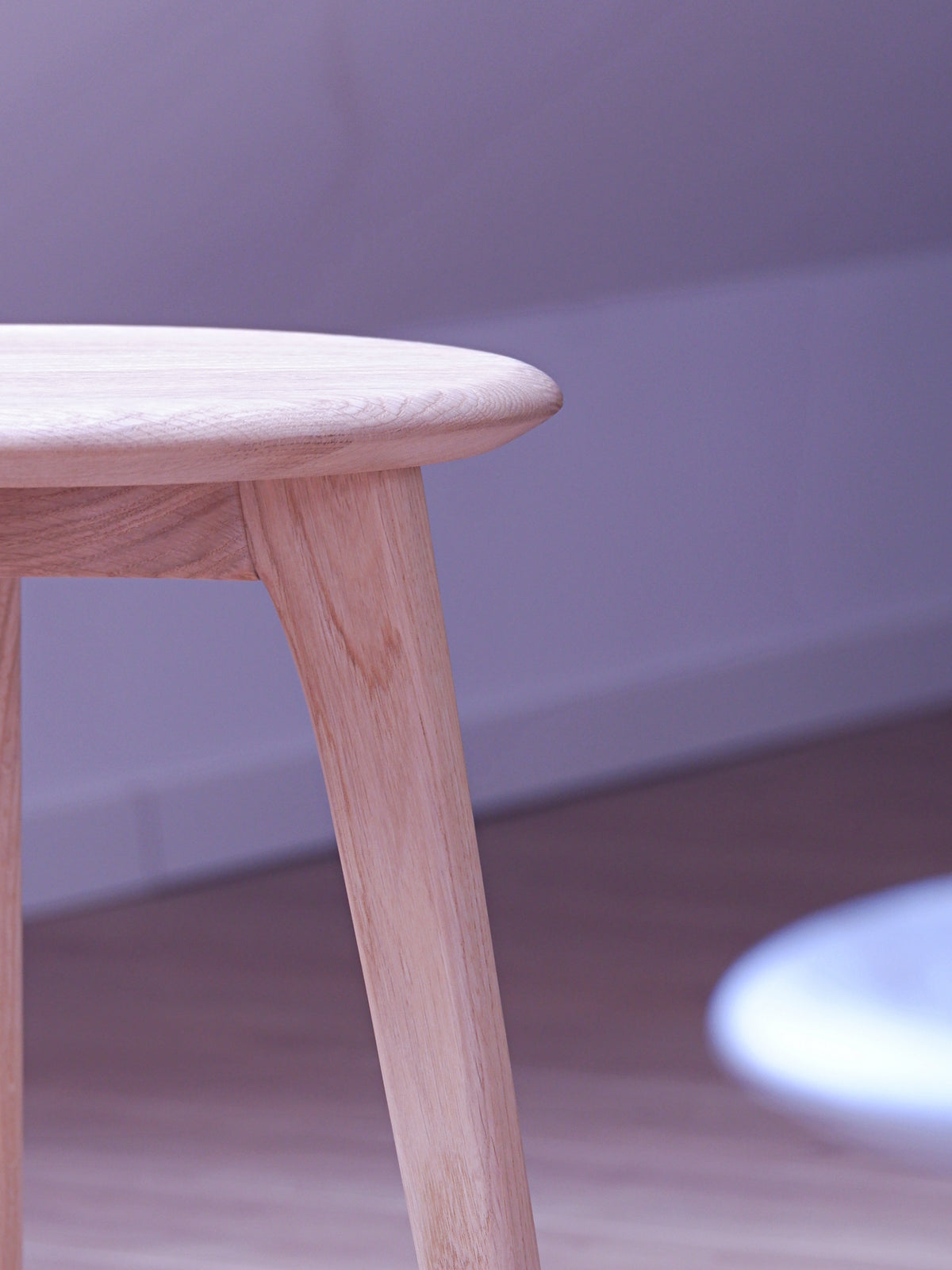Massivholz Hocker 38cm ⌀ aus Eiche, Schnurbaum
