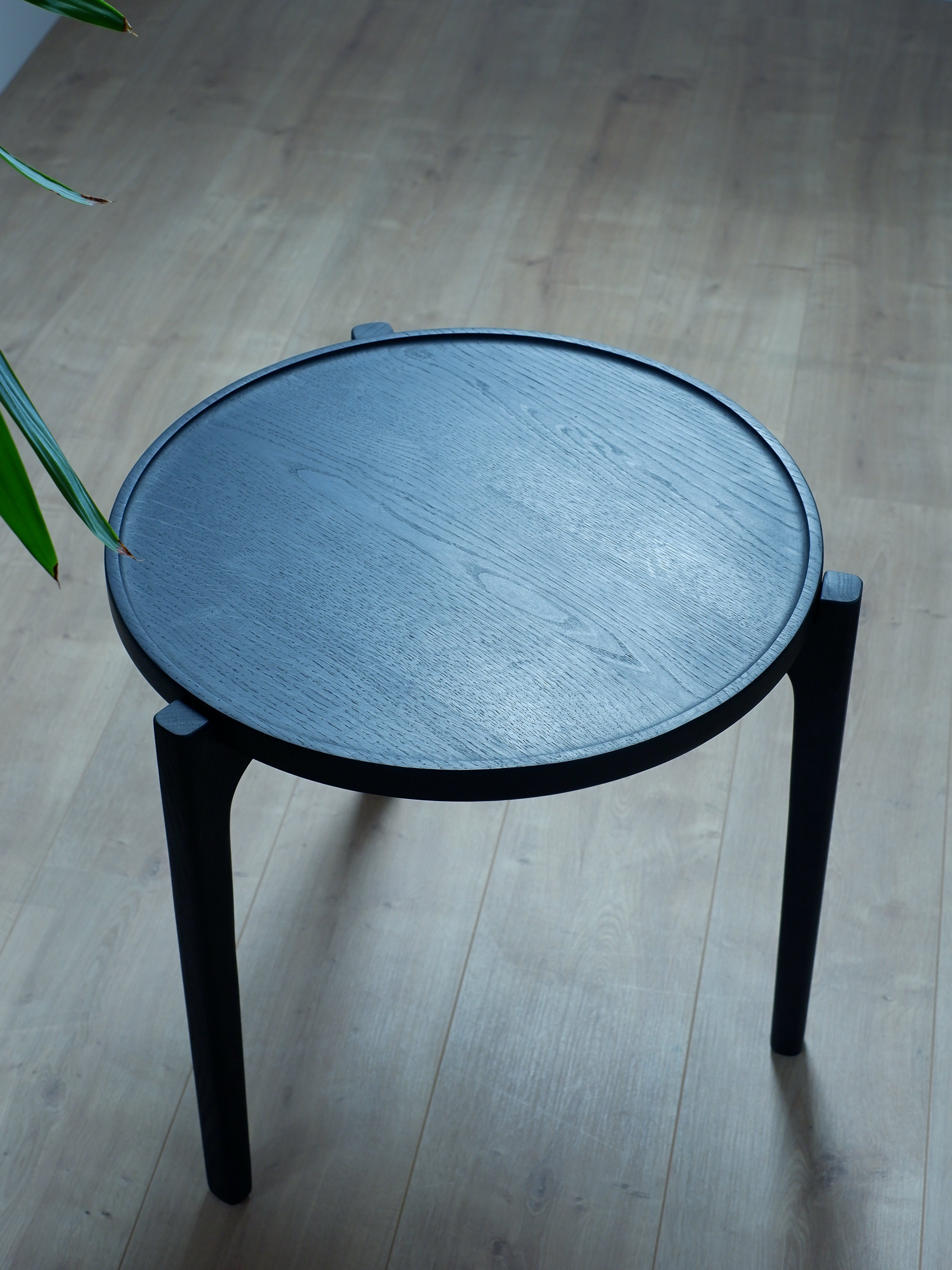 Runder Couchtisch 50cm⌀ aus Eichenholz