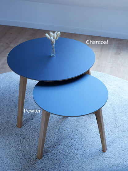 Beistelltisch 60&45cm ⌀ aus Eiche mit Linoleum Platte