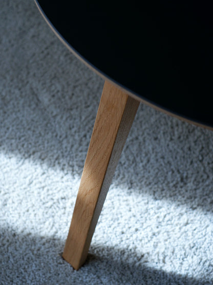 Beistelltisch 60&45cm ⌀ aus Eiche mit Linoleum Platte